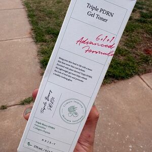 Triple PDRN Gel Toner - White